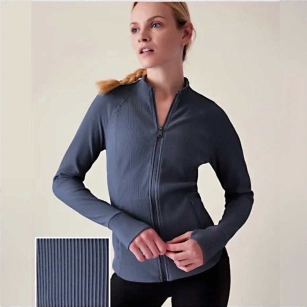 Like New Athleta Salutation Ribbed Jacket in Granite Blue Size L